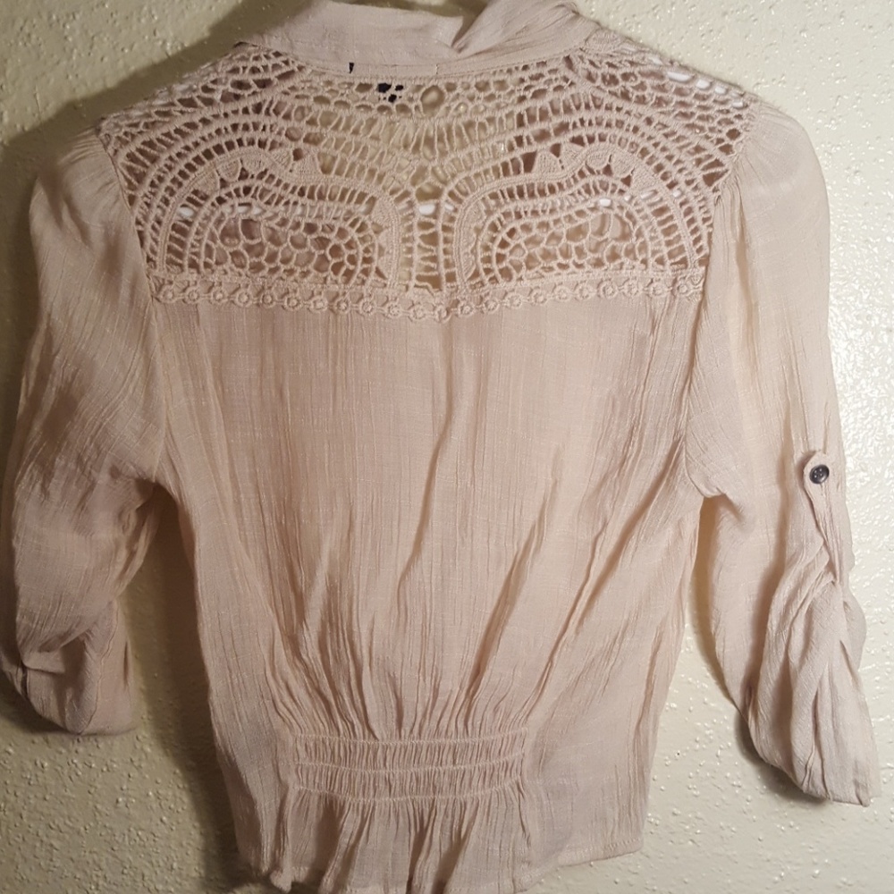 Crop top - Picture 2 of 6